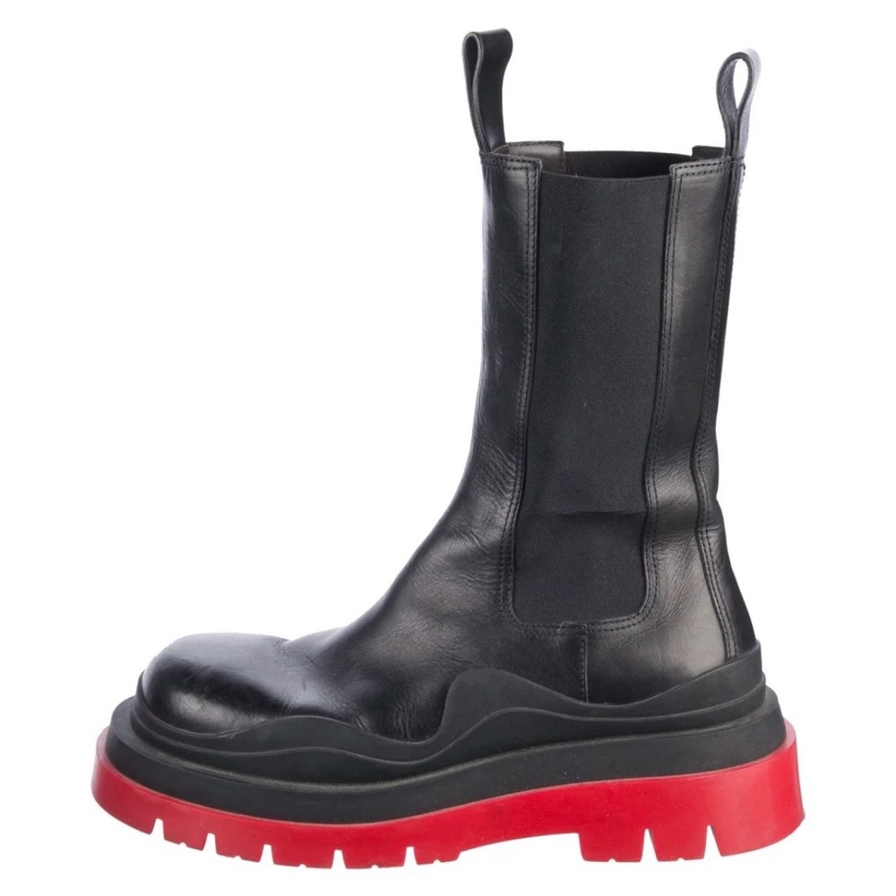 Bottega Veneta Tire Boot — Black Leather Chelsea Boot with Red Lug Sole